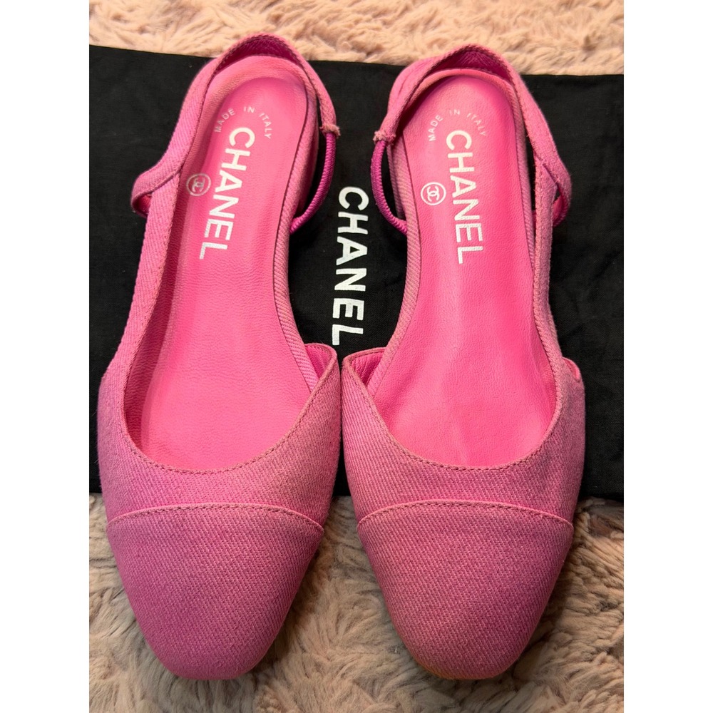 Chanel Pink Canvas Slingback Flats Cap Toe CC Logo Low Heel Made in Italy